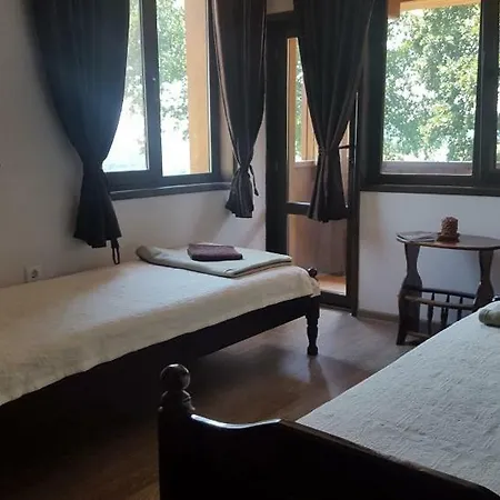 At Three Oaks Guest house *