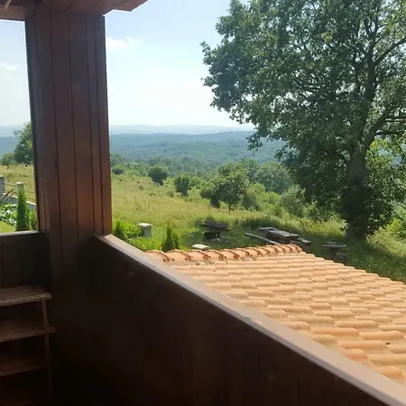 Guest house At Three Oaks *
